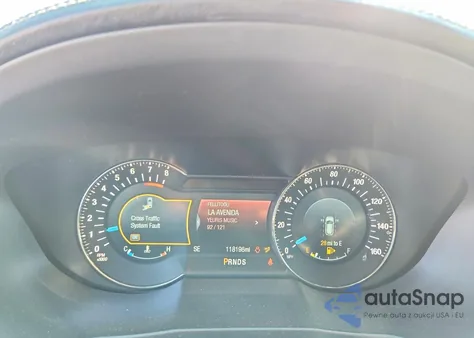 2016 Ford Explorer Platinum z USA, uszkodzony, nr VIN 1FM5K8HT6GGC82705